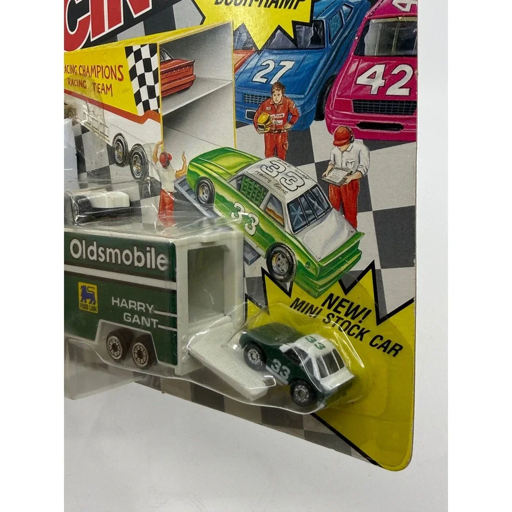 Racing Champions Harry Gant 33 Food Lion Racing Team Transporter Hauler 1992 New